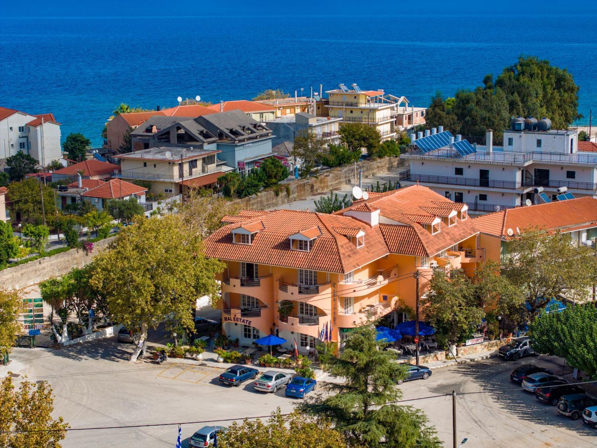 Odysseus Palace Poros  Exterior photo